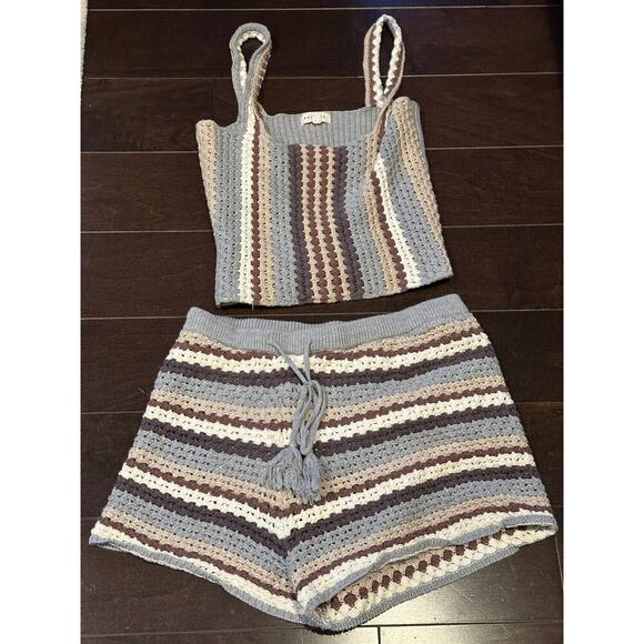 Crochet Knit Two-Piece Set With Striped Crop Top & Shorts Boho Style Beachwear F - Picture 4 of 5